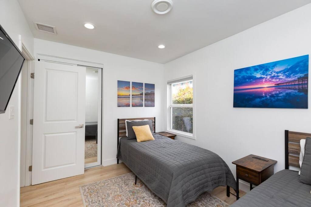 Beach House In The Heart Of Pb San Diego Exterior photo