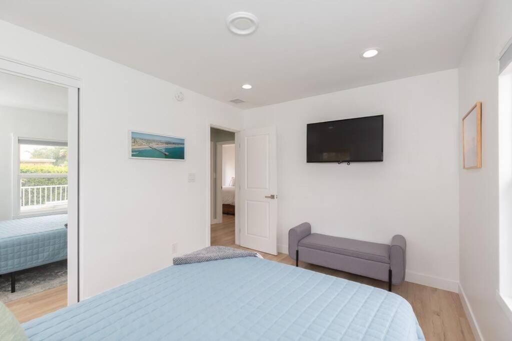 Beach House In The Heart Of Pb San Diego Exterior photo