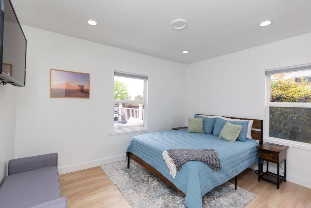 Beach House In The Heart Of Pb San Diego Exterior photo